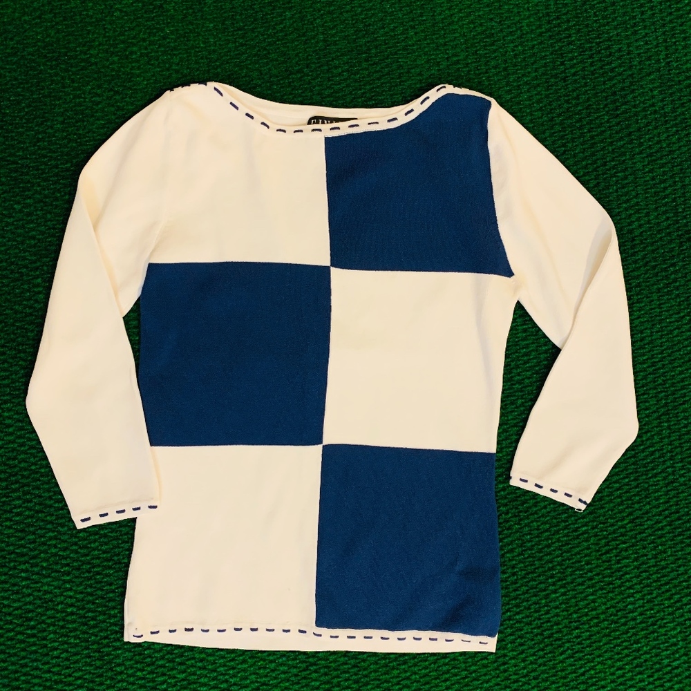 Super trendy blouse